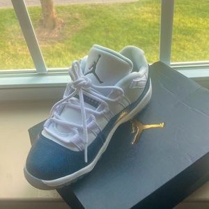 Jordan size 1 Y perfect for back to school